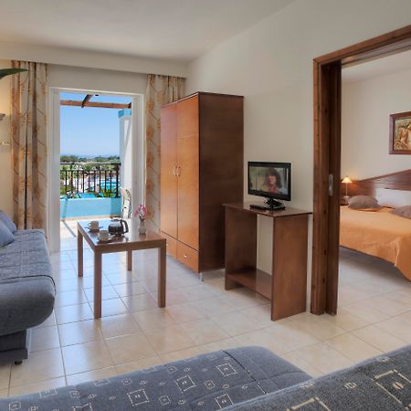 Corali Hotel Tigaki Oda fotoğraf